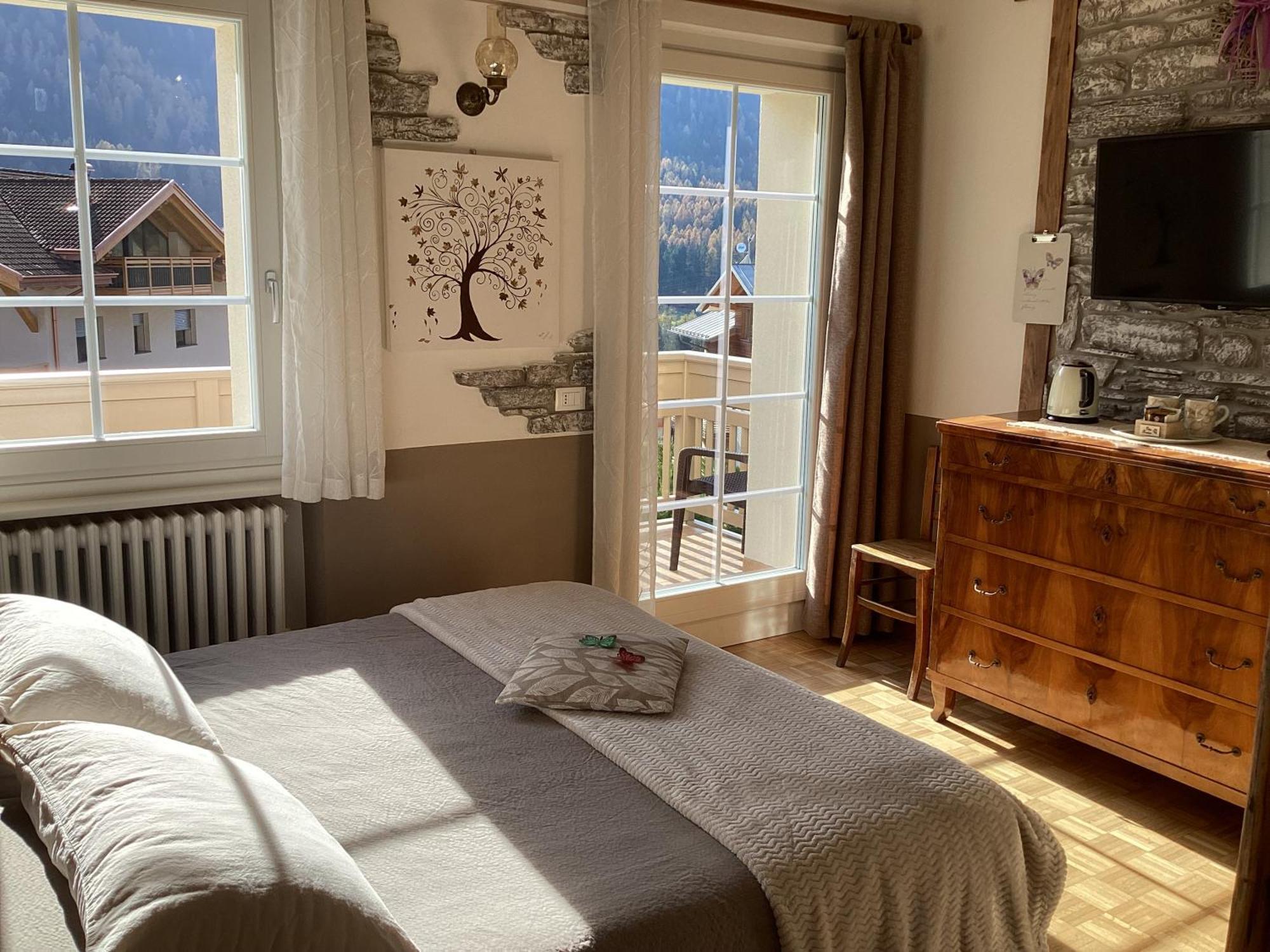 B&B Villa Paradiso Медзана Экстерьер фото